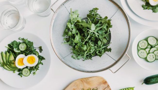 how-to-make-your-breakfast-gut-friendly,-from-a-nutritionist