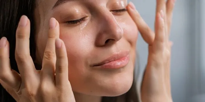 puffy-eyes?-try-these-quick-fixes-to-reduce-the-swelling,-stat