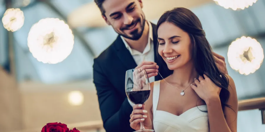 27-best-romantic-and-cute-couples’-birthday-ideas