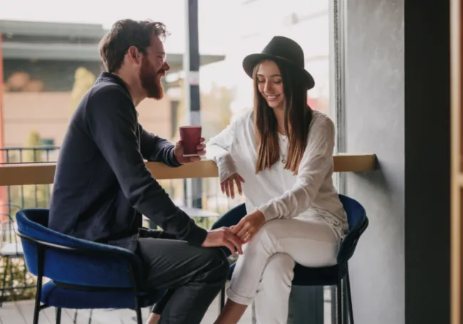 21-signs-a-woman-is-sexually-attracted-to-you