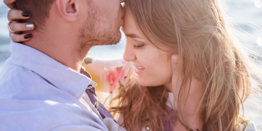 17-failproof-ways-to-make-your-boyfriend-obsessed-with-you