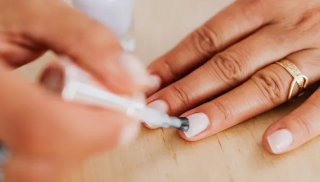 psa:-this-nail-technique-gives-you-gel-like-tips-without-the-damage