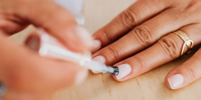 psa:-this-nail-technique-gives-you-gel-like-tips-without-the-damage