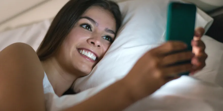 105-enchanting-goodnight-paragraphs-to-captivate-her-heart