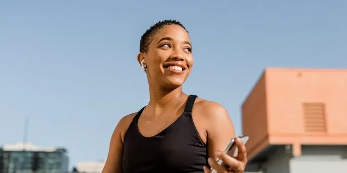 “dressed-up”-walking-is-the-new-daily-habit-you-need-to-try-asap