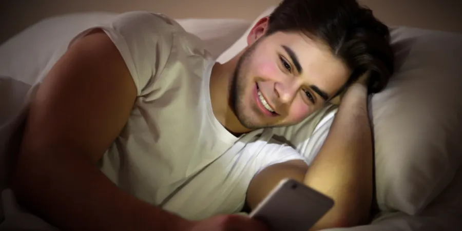 105-hot-and-romantic-goodnight-quotes-to-make-your-boyfriend-smile-before-bed