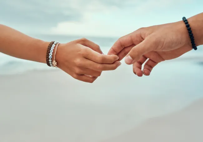 a-guide-to-emotional-detachment:-13-ways-to-distance-yourself-from-unhealthy-bonds a-guide-to-emotional-detachment:-13-ways-to-distance-yourself-from-unhealthy-bonds