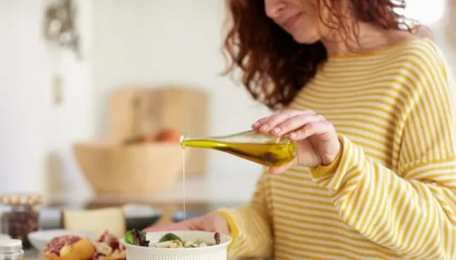 this-diet-swap-was-linked-with-a-14%-lower-risk-of-dying-from-dementia