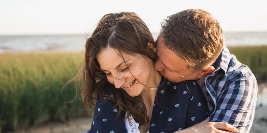 inside-the-aquarius-virgo-relationship-and-why-these-opposites-make-a-great-match