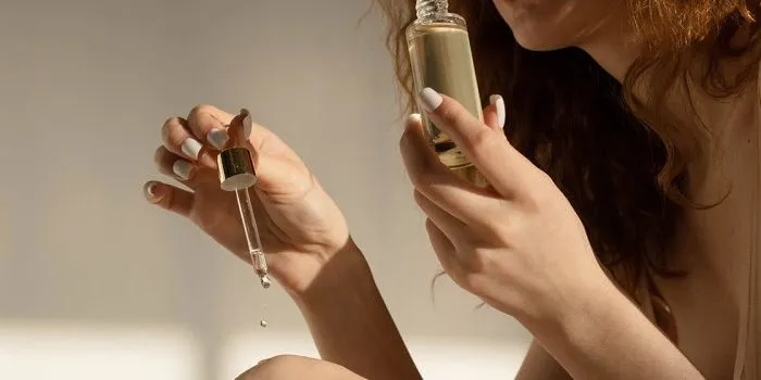 an-ayurvedic-expert’s-5-favorite-oils-for-soft,-firm-skin