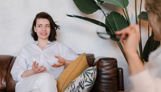 what-to-expect-when-you-hire-a-health-coach,-from-intro-call-to-final-session