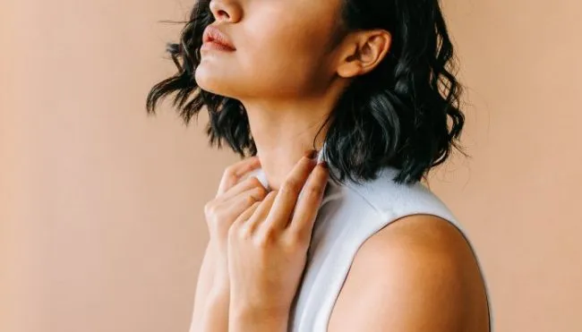 5-ways-to-manage-personal-and-collective-grief,-from-a-therapist