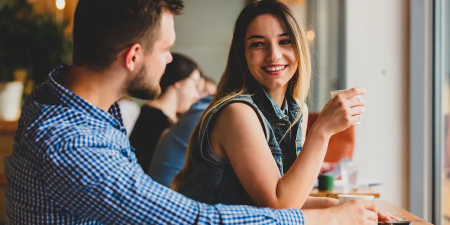 do-you-have-more-than-friendly-feelings-for-your-bff?-take-this-quiz-and-find-out!