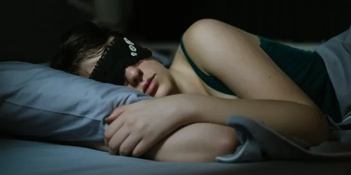 this-supplement-helps-me-fall-asleep-by-10-pm.-(after-20-years-of-struggling)*