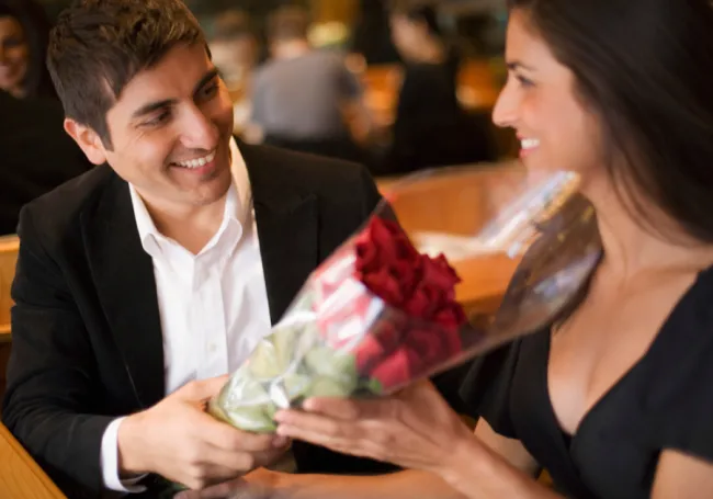 roses-are-red,-violets-are-blue:-51-poems-for-romancing-your-sweetheart