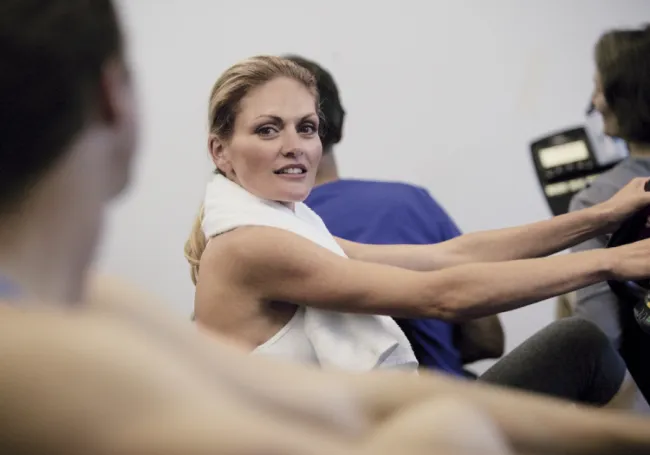 understanding-23-signs-a-married-woman-wants-you-to-make-the-first-move