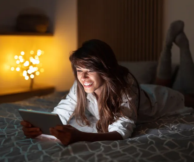 bumble-vs.-tinder:-9-key-differences-you-should-know-before-signing-on