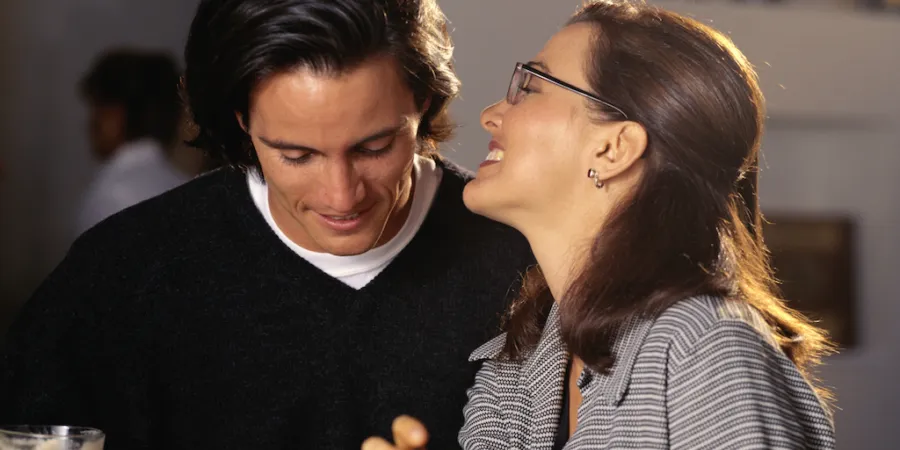 spice-up-your-small-talk-with-these-75-flirty-conversation-starters