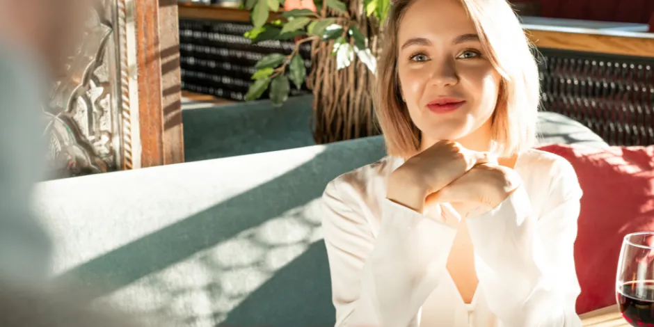 limerence-vs.-love:-13-essential-insights-to-navigate-the-tangled-web-of-romance-and-obsession