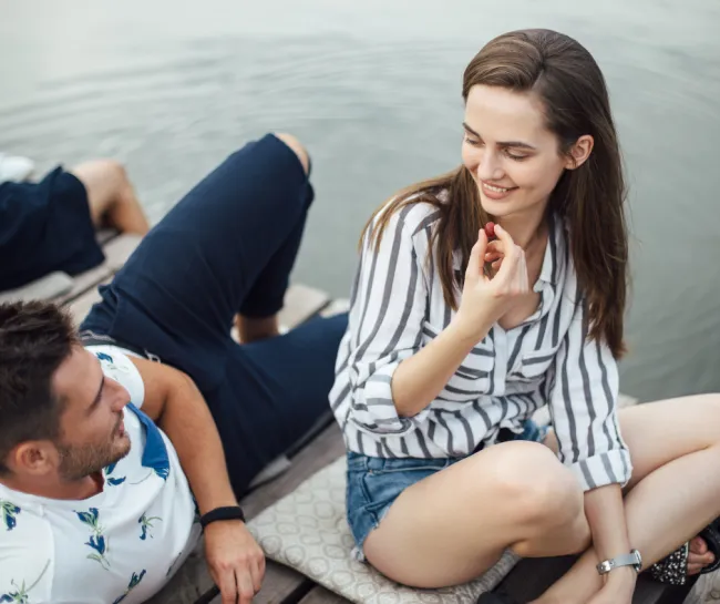 the-charmer’s-playbook:-how-to-rizz-up-a-girl-in-15-creative-ways