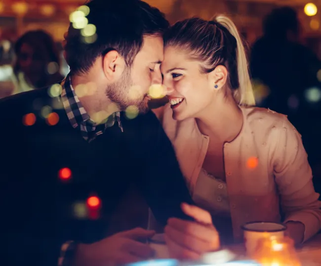 the-7-key-differences-between-courting-vs.-dating-to-help-you-choose-your-path-to-love