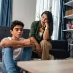 talking-with-your-teen:-10-tips-for-meaningful-connection