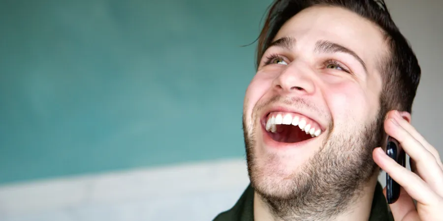 humor-hotline:-101-amusing-ways-to-answer-the-phone