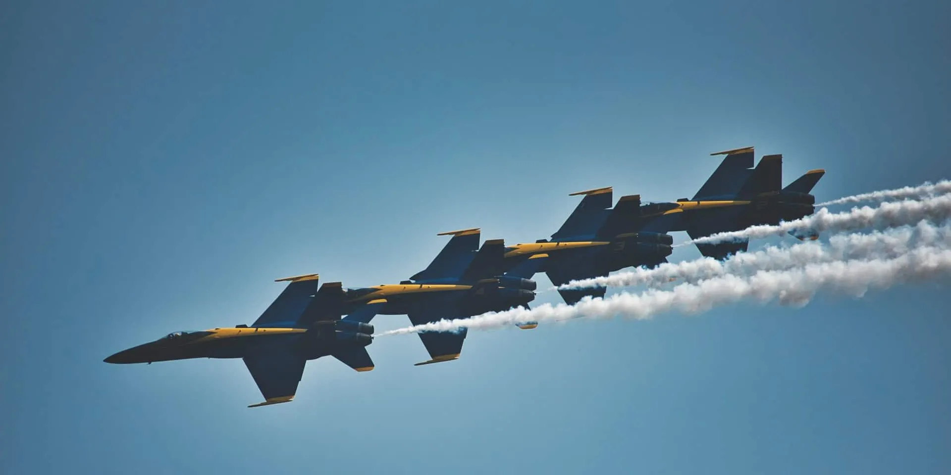 the-power-of-extreme-ownership:-leadership-lessons-from-the-battlefield-to-the-boardroom