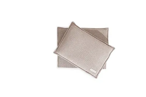 Badesofa Saunasofa, a cozy and portable seat-sauna hybrid delivering gentle heat therapy for circulation, relaxation, and a spa-like wellness ritual.