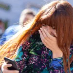 swipe-right-guaranteed:-101-irresistible-tinder-bios-for-every-kind-of-guy