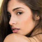 i’m-a-cosmetic-chemist:-this-ingredient-can-ease-retinol-induced-dryness