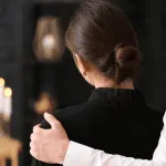 75-touching-condolence-messages-for-anyone-grieving-their-mother’s-loss