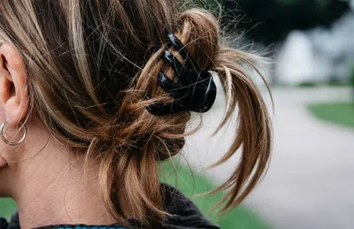 Yes, Claw Clips Can Damage Your Hair—But Not If You Do This