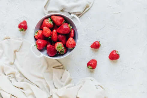 Most People Don't Wash Strawberries Correctly: Try This Expert-Backed Method Most People Don't Wash Strawberries Correctly: Try This Expert-Backed Method